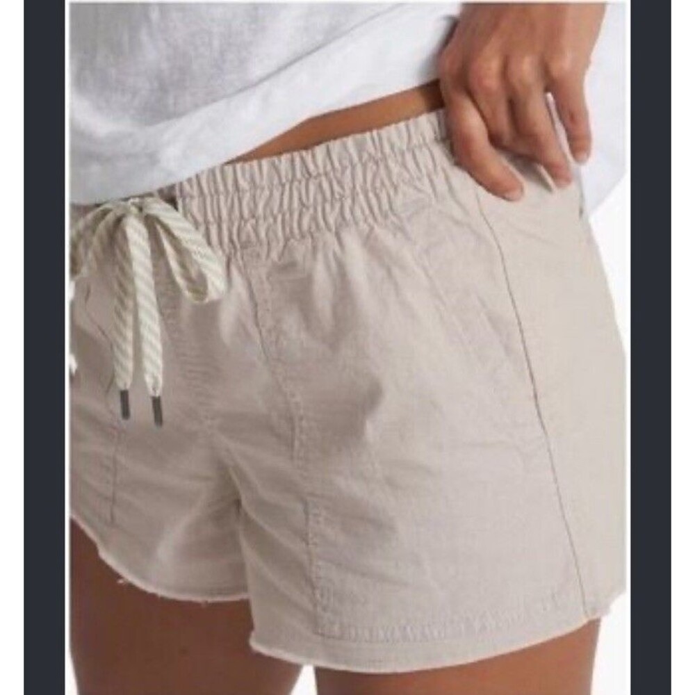 VUORI Women's size XS Ripstop Organic Cotton Shorts Gray Drawstring Gorp Hiking